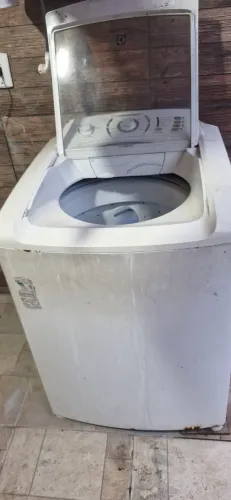 Maquina de lavar roupa 12kg Electrolux LT12B