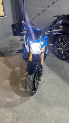 Suzuki GSR 750 2016