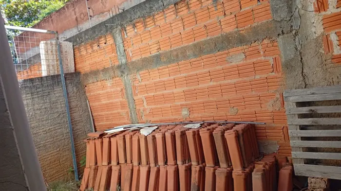 Vendo 600 telhas colonial