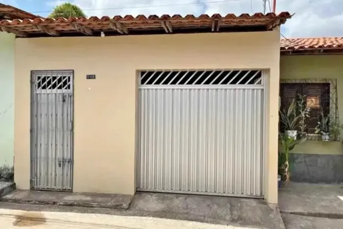 *Vendo casa no bairro compensa