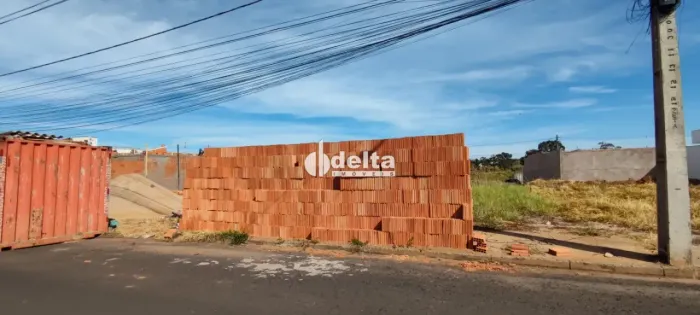 Terreno disponível para venda no bairro Vida Nova em Uberlândia MG