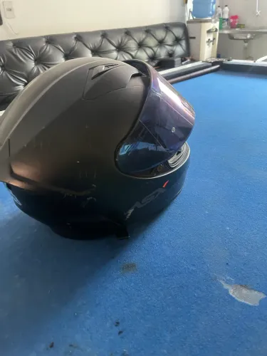vendo capacete asx em perfeito estado.