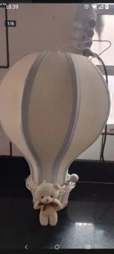 LUMINÁRIA INFANTIL EM FORMATO DE BALÃO