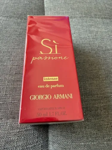 Perfume Si Passione - Giorgio Armani - 50ml lacrado