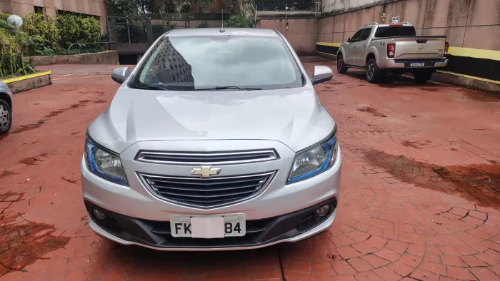 Chevrolet Onix Hatch LT 1.4 8V Flex Power Mec. 4P 2014