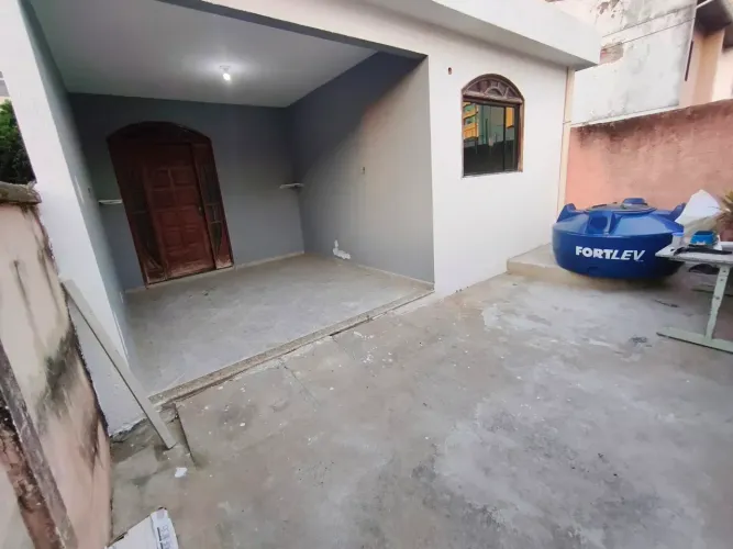 Imóvel para aluguel com 95 metros quadrados com 3 quartos em Imbetiba - Macaé - RJ