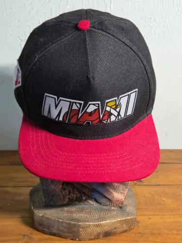 miami heat's boné
