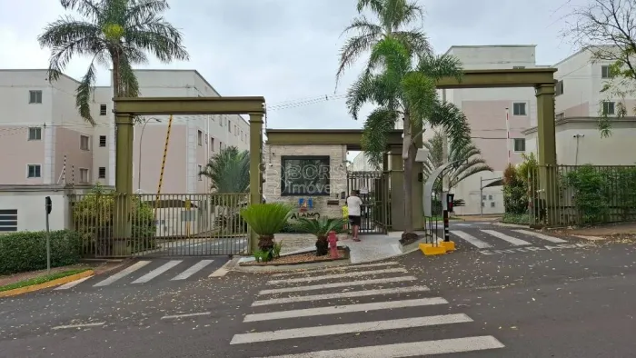 Venda de Apartamentos / Padrão na cidade de Araraquara