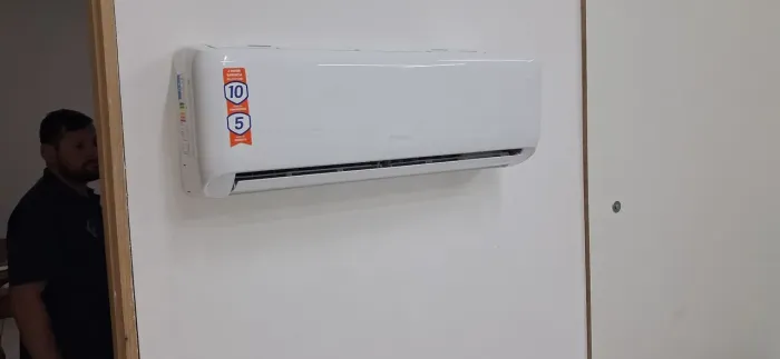 Limpeza e Instalação de ar condicionado 