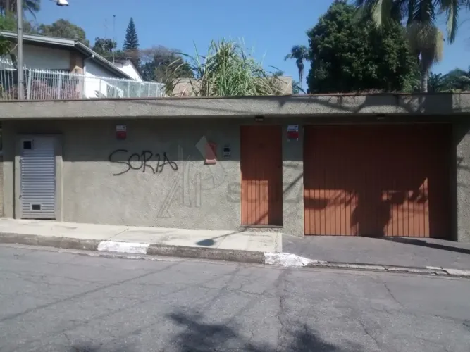 Casa Térrea a Venda no Jardim Floresta Zona Norte com 280 m², 3 quartos, suíte, piscina e