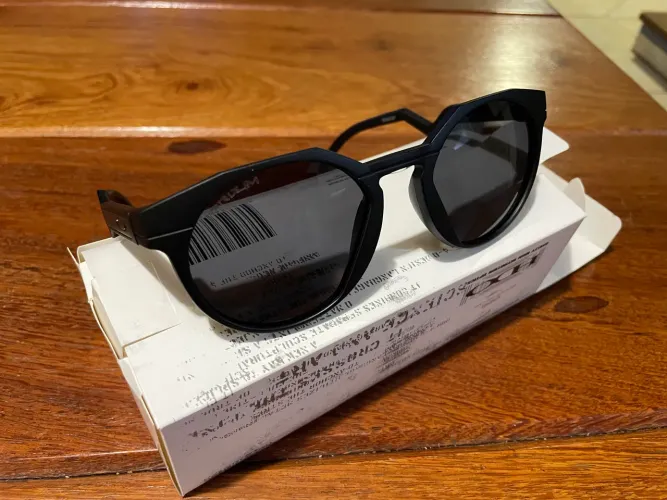 Óculos escuro oakley