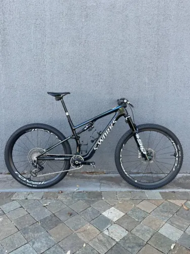 Specialized Epic 8 S-Works - Tamanho L - Usada