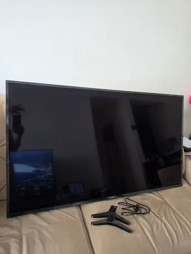 TV LG 55" 4K Smart - Tela LCD Queimada - Ótima para Peças