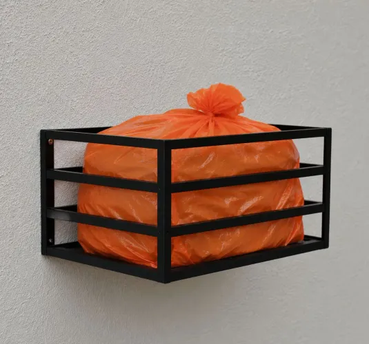 Lixeira Instalada 50 L R$ 195