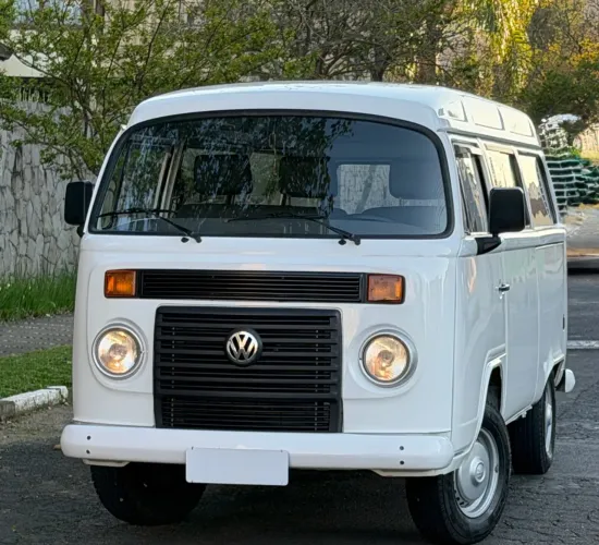 Volkswagen Kombi Standard 1.4 MI Total Flex 8V 2012