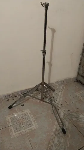 Pedestal pratos