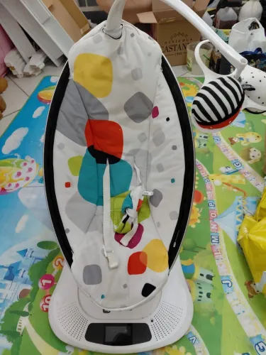 Cadeirinha Mamaroo 4moms 