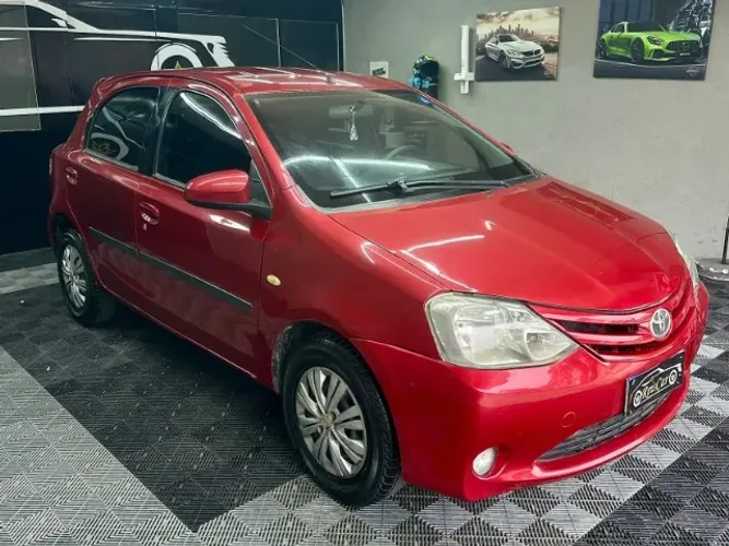 Toyota Etios XS 1.5 Flex 16V 5P Mec. 2014
