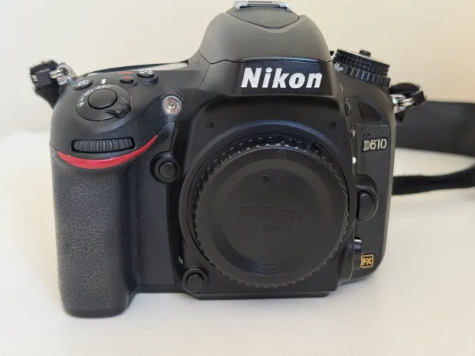 Nikon D610 Full Frame - Apenas 2.500 Cliques | Estado de Nova