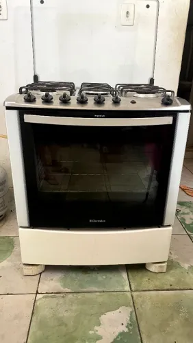Fogão 5 bocas Electrolux