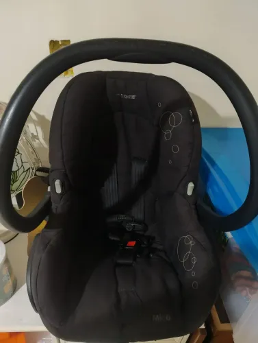 Bebê conforto com base