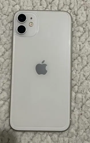 iPhone 11 (128 GB)