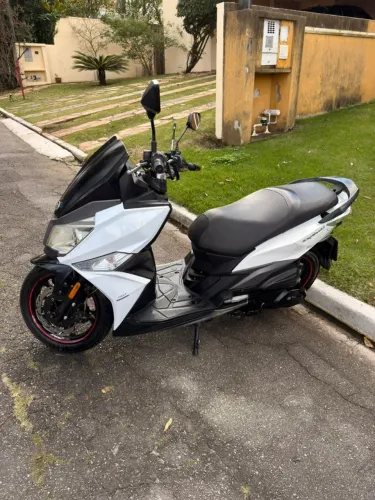 Dafra Cruisyn