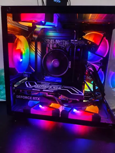 PC Gamer - Ryzen 7 + RTX 4060