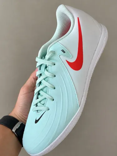 Tenis nike novo n°40  