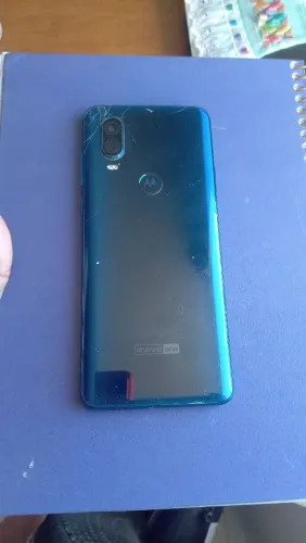 Motorola One Vision