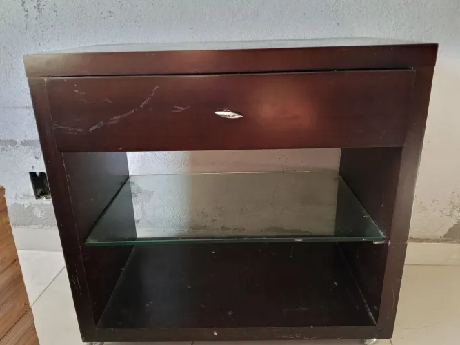 Mesa de cabeceira rustico