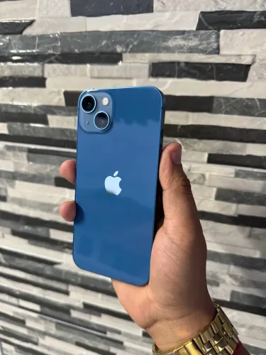 iPhone 13