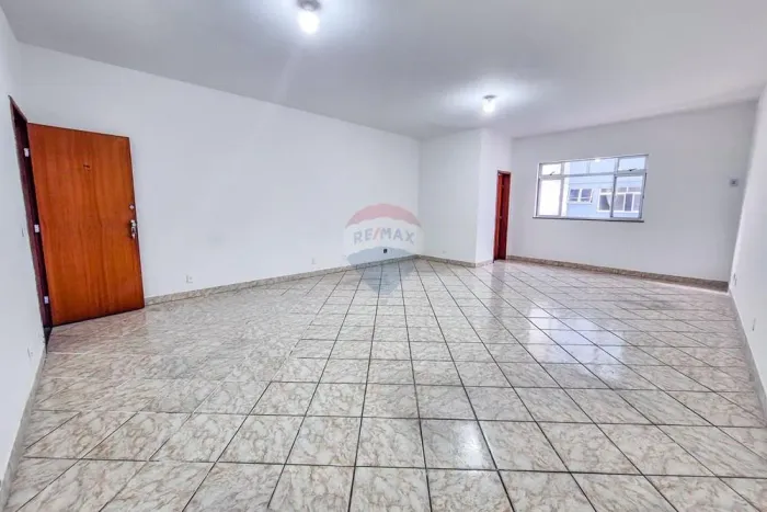 Sala Comercial Ampla em Condomínio Empresarial Moderno na Avenida dos Andradas