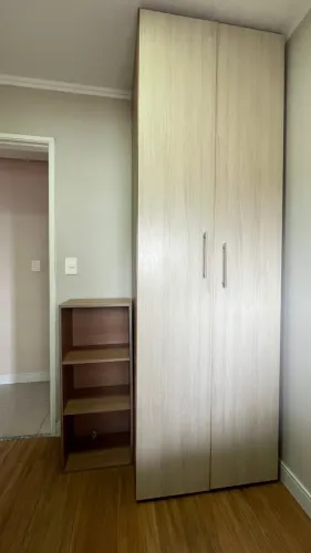 Guarda Roupa Solteiro 3 gavetas e Nicho Organizador