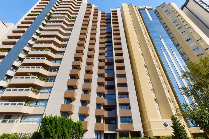 EXCELENTE OPORTUNIDADE NO BATEL: APARTAMENTO COM 286 m2 PRIVATIVOS
