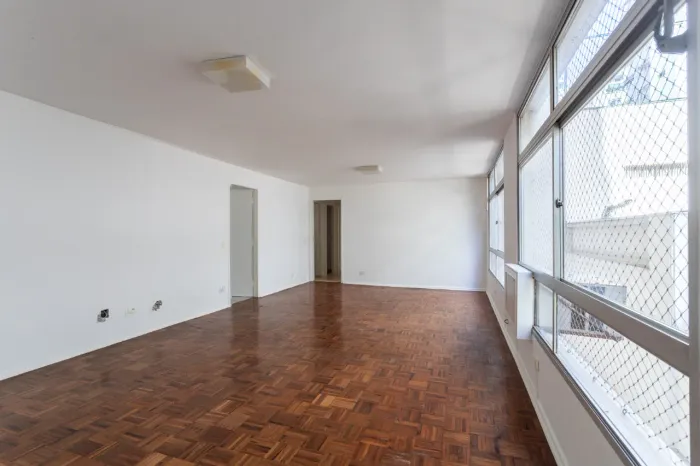 Apartamento para venda em Higienópolis com 3 quartos, sendo 1 suíte, 134m²