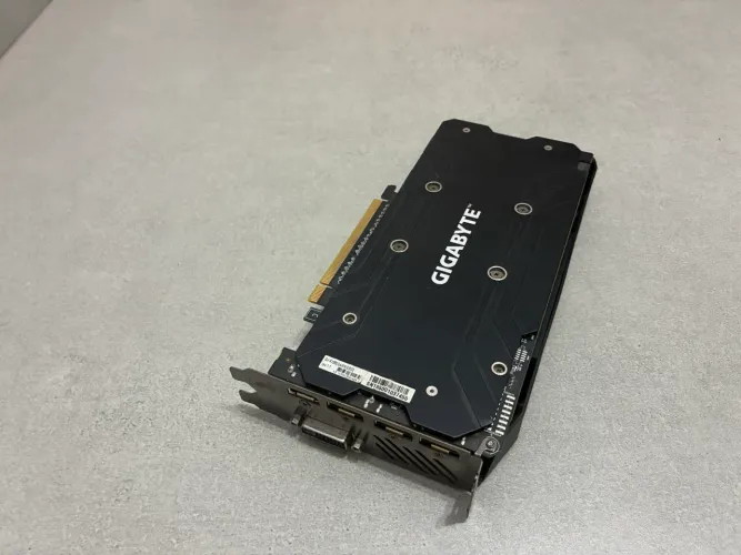 Rx580 8gb - não dá vídeo