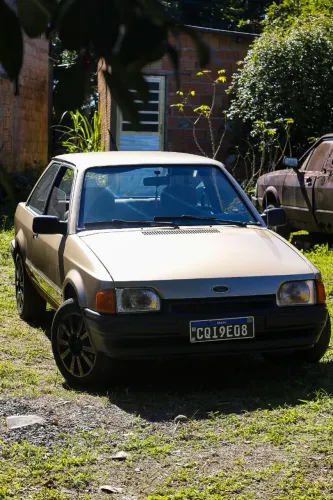 Ford Escort GL 1.6i / 1.6 (álcool) 1988