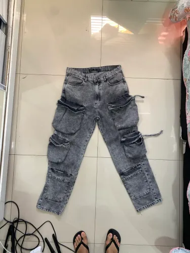 Calça cargo 6 bolsos