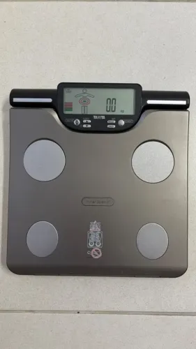 Balança Biompedância Tanita BC-601 (s/ software)