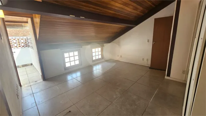 Casa de Vila à venda ou para alugar com 2 quartos em Tijuca, Rio de Janeiro - RJ