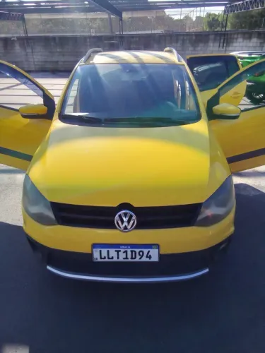 Volkswagen Crossfox 1.6 MI Total Flex 8V 5P 2013