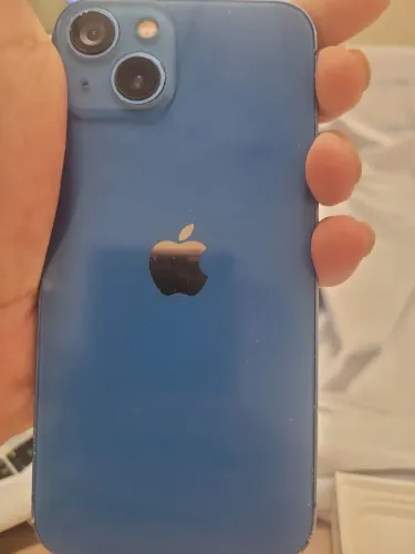 iPhone 13 128GB R$2300. Tela/bateria troc. Funciona 100%. Taboão. Aceito troca.