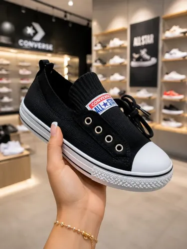Tênis masculino e feminino novo