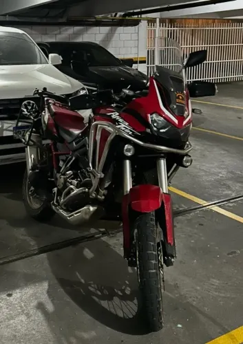AFRICA TWIN 1100 DCT 2021