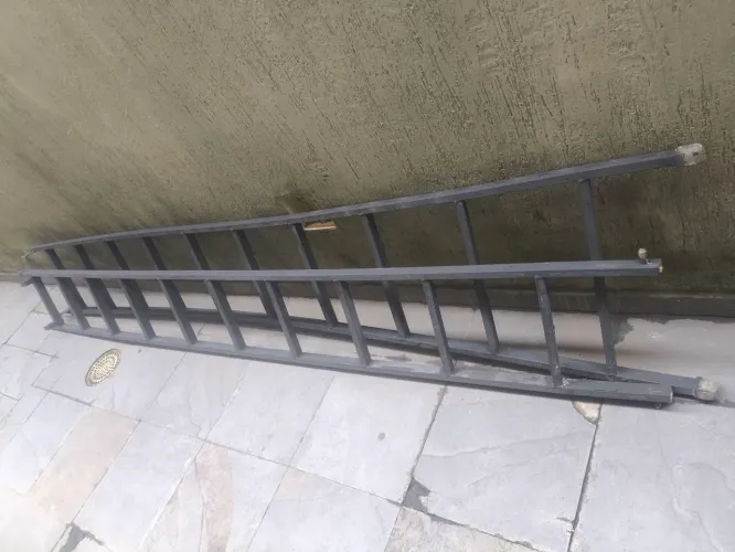 Escada de ferro