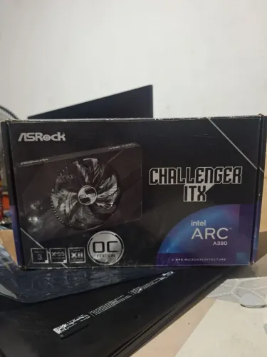 Vendo Placa de Video Intel Arc A380<br><br>Placa de ví