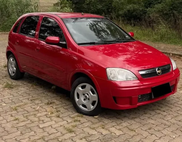 Chevrolet Corsa Hat. Premium 1.4 8V Econoflex 5P 2010