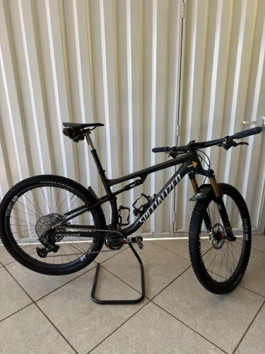 Bike specialized expert