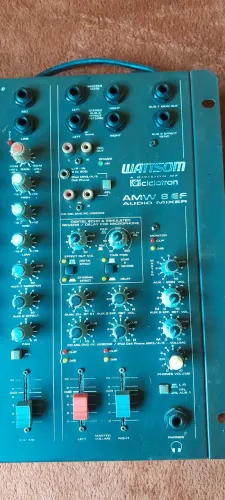 Mesa de som Wattsom 